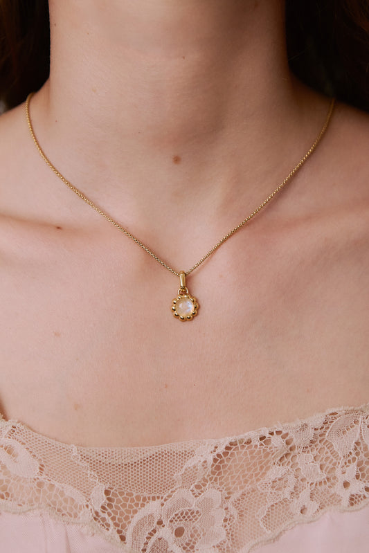 Naszyjnik Flora Gold z Kamieniem Moon Owal