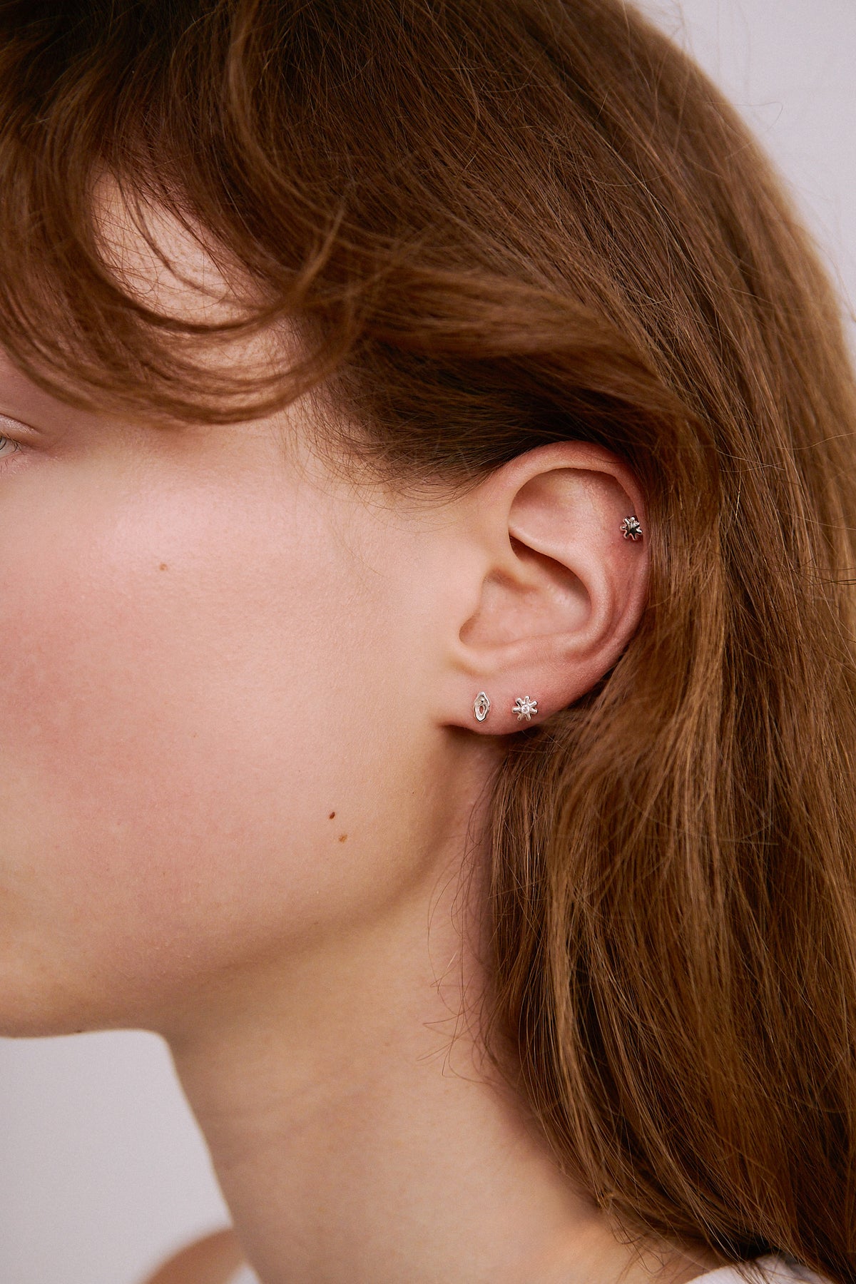 Kolczyk do piercingu Daisy Zirconia Silver