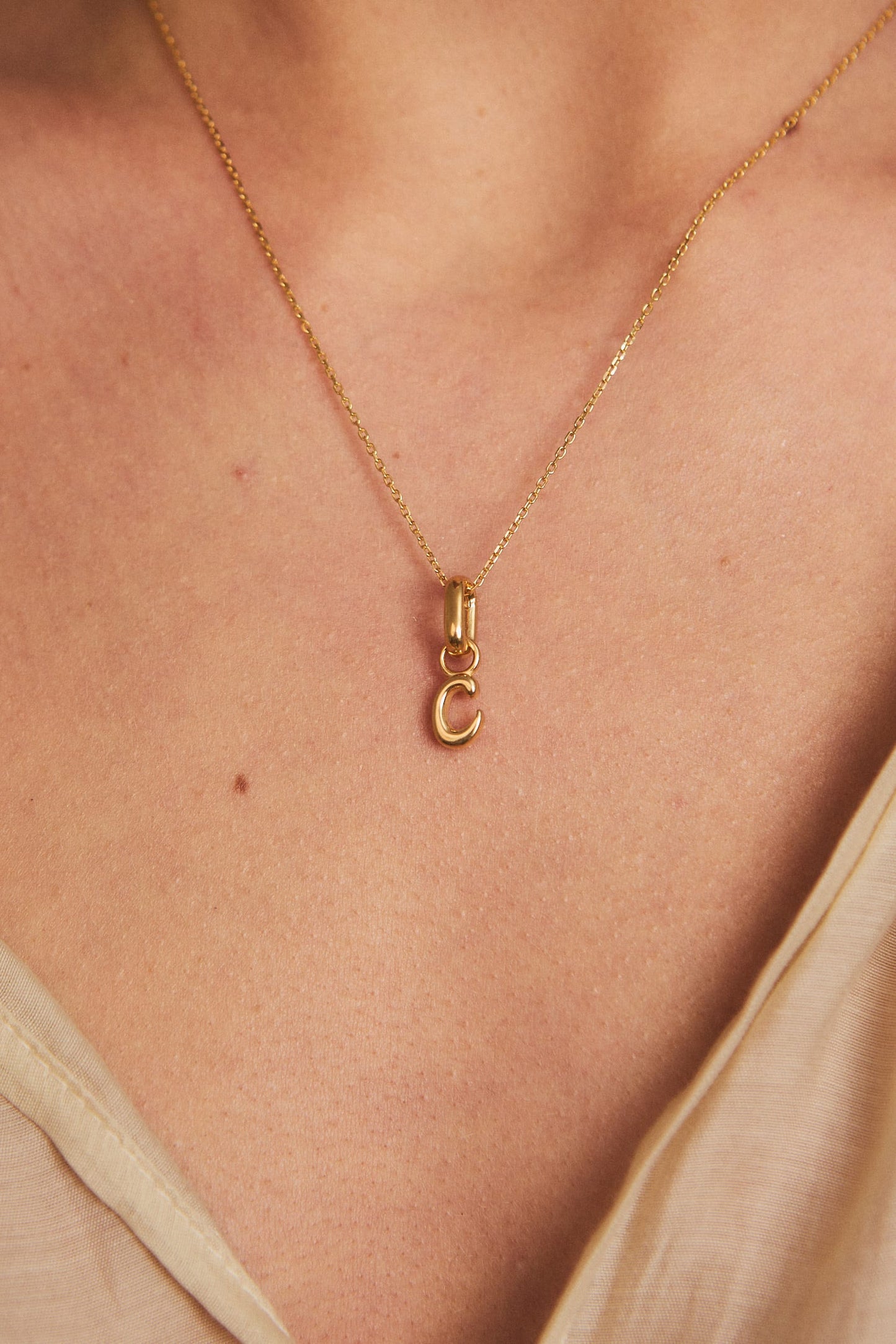 Zawieszka Literka Gold