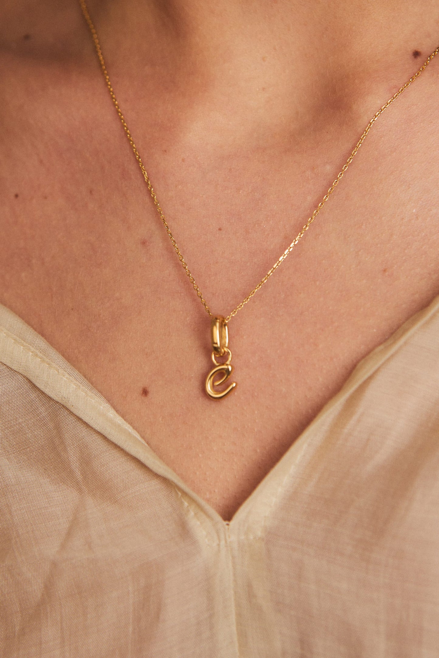 Zawieszka Literka Gold
